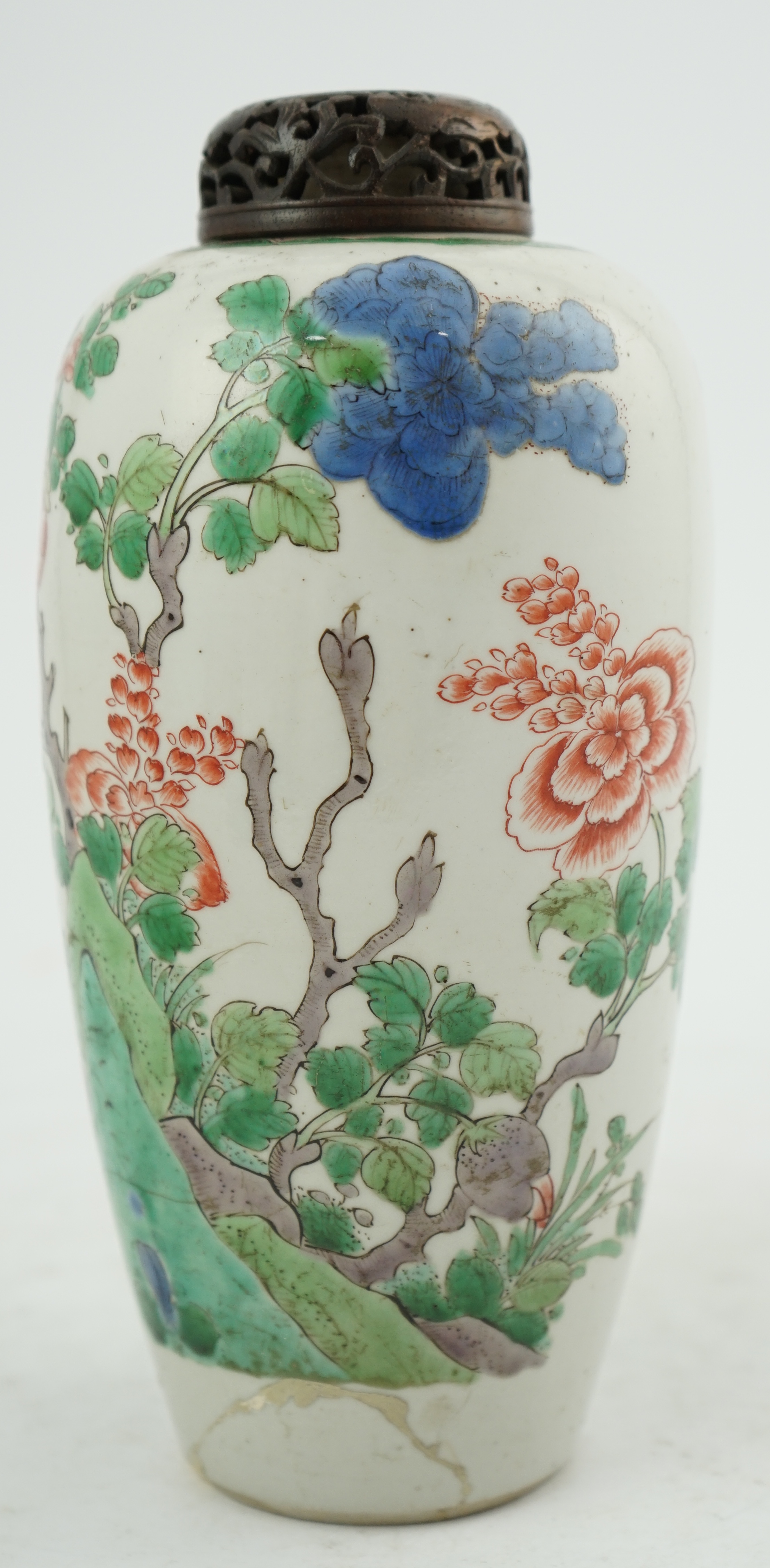 A Chinese famille verte jar, Kangxi period